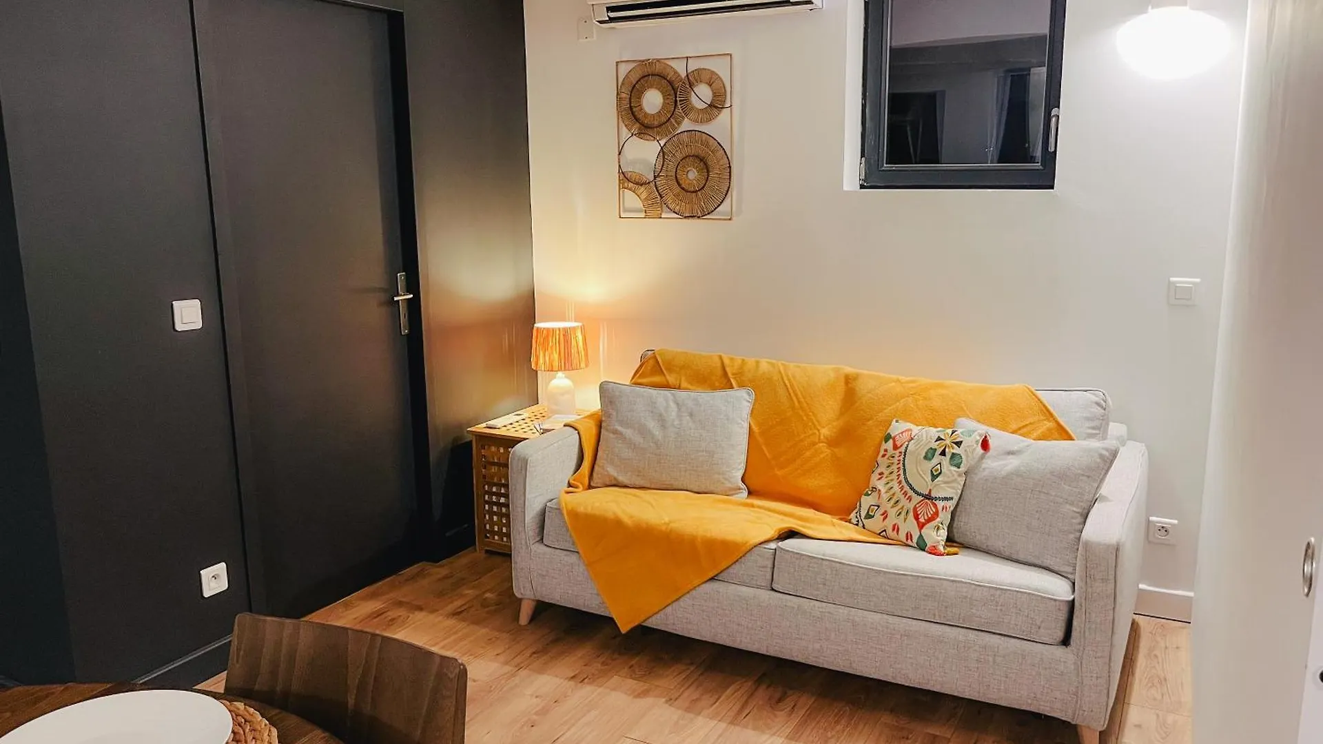 Calme Et Tranquillite Sur Les Coteaux De Montauban Apartman Franciaország